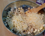 Foto del paso 2 de la receta: Empanadillas de pollo y huevo duro para aperitivo