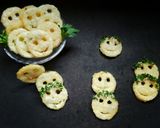 Foto langkah ke 11 dari resep Smiley potatos.