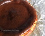 Foto langkah ke 4 dari resep Basque Burnt Cheesecake.