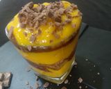 मेंगो चॉकलेट ट्रफल (Mango chocolate trifle recipe in Hindi) रेसिपी चरण 5 फोटो