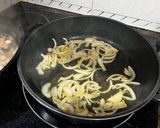 Foto del paso 3 de la receta: Jamoncitos de conejo con salsa de verduras