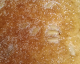 Foto del paso 4 de la receta: Coca de yogur con piñones