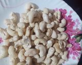 મસાલા કાજુ (Masala Kaju Recipe In Gujarati) રેસીપી સ્ટેપ1ફોટો