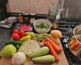 A picture of step 1 of Picadillo en Caldillo.