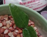 Foto langkah ke 1 dari resep Rempeyek.