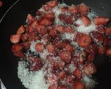 Foto langkah ke 2 dari resep Selai Strawberry.