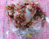 Foto del paso 6 de la receta: Pollo alexis Urrutia en bolsa al horno con patatas fritas