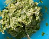 Foto del paso 3 de la receta: Buñuelos de lechuga 🥬 😍