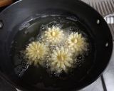 ফ্লাওয়ার কুকি (flower cookies recipe in Bengali) রেসিপি ধাপ - 9 ছবি