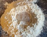 A picture of step 2 of Claudia's Panzerotti.