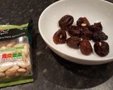 A picture of step 10 of Lamb tagine with prunes and almonds.