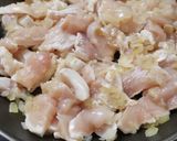 Foto del paso 4 de la receta: Crepes verdes rellenos de pollo