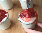 Une image de l'étape 3 de Tapioca coco à la compotée de fraises.