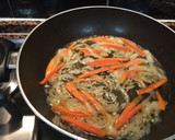 Foto del paso 2 de la receta: Tallarines con pollo y verduras