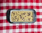 Foto del paso 3 de la receta: Budín de vainilla con chispas de chocolate 🍫