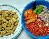 Foto langkah ke 2 dari resep Tumis tempe pedas.