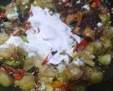 Foto langkah ke 5 dari resep Sambal Tumis Belimbing wuluh.