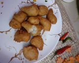 A picture of step 2 of Mash daal pakora.