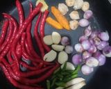 Foto langkah ke 1 dari resep Kuah Ketupat/Lontong Ala Mamak.
