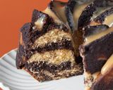 A picture of step 5 of Peanut Butter Chocolate Cake with Peanut Butter Sauce.