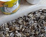 Foto del paso 1 de la receta: "Pipas" caseras (semillas de girasol saladas)