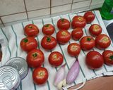 Tonhalas, sajtos rizzsel töltött paradicsom recept fázis 2 fotója