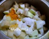 A picture of step 2 of Bottlegourd Lauki Dudhi Tadka with Nigella seeds kalonji.