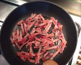 Foto del passaggio 2 della ricetta Gnocchi con speck e pomodorini