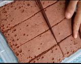 Foto langkah ke 3 dari resep Brownies kukus potong.