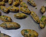 મેથી ના મુઠીયા (Methi Muthiya Recipe in Gujarati) રેસીપી સ્ટેપ2ફોટો