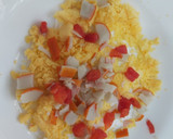 Foto del paso 2 de la receta: Huevos rellenos con atún y palitos de cangrejo