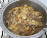 Foto langkah ke 4 dari resep Sup Telur.