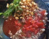Foto del paso 3 de la receta: Tomaticán con papas rústicas al romero