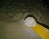 A picture of step 7 of Garlic butter naan.