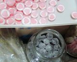 Foto langkah ke 4 dari resep Coklat Cup Yupi.