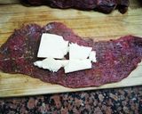 Foto del paso 2 de la receta: Milanesa rellena de queso y salvia