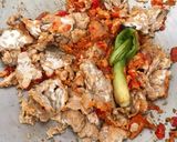Foto langkah ke 4 dari resep Tahu Tumpang Krecek Khas Solo.