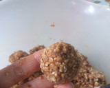 Foto del paso 2 de la receta: Bombones de nuez y dulce de leche🤤
