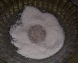 Foto del paso 3 de la receta: Cocadas de galletas de agua