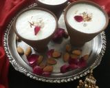 मीठी लस्सी (Meethi lassi recipe in Hindi) रेसिपी चरण 5 फोटो