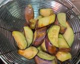 Foto langkah ke 2 dari resep Tumis Terong.