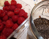 Foto del paso 1 de la receta: Puding de semillas de chía con frambuesas