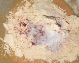 A picture of step 3 of Leftover Roti pakoda.