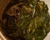 Foto langkah ke 1 dari resep Seaweed broth "sup rumput laut".