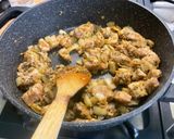 Une image de l'étape 18 de Sauté de porc mijoté au curry avec des légumes.
