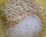 Foto langkah ke 6 dari resep Mie Kuah Susu Kelapa.