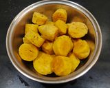 A picture of step 3 of Besan Gatta Curry.