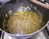Foto del passaggio 1 della ricetta Risotto ai  carciofi, con speck croccante, cialde di parmigiano, e curcuma