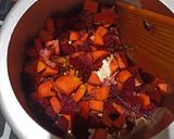 A picture of step 1 of Carrot beatroot soup.