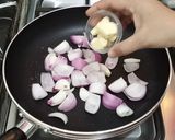 A picture of step 1 of Green Curry/Gravy Paste.
